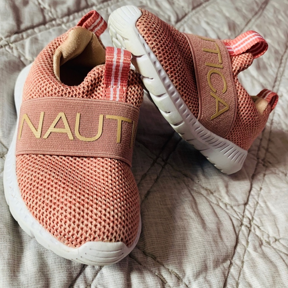 Kids shoes
